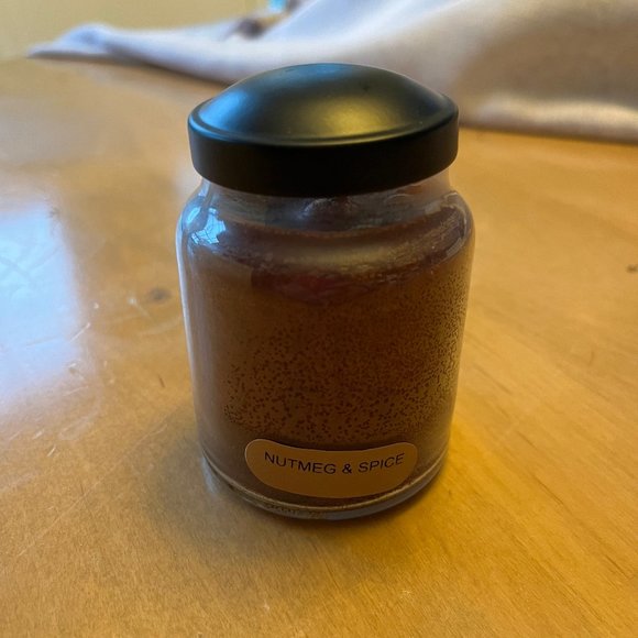 A Cheerful Giver- Nutmeg & Spice Scented Candle - 6 oz, Single Wick, Baby Jar - Picture 1 of 3